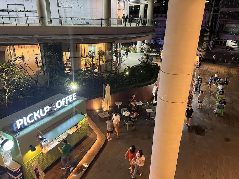 Apartment In Air Residences, Makati With Wifi, Netflix, Pool, Mall And More มะนิลา ภายนอก รูปภาพ