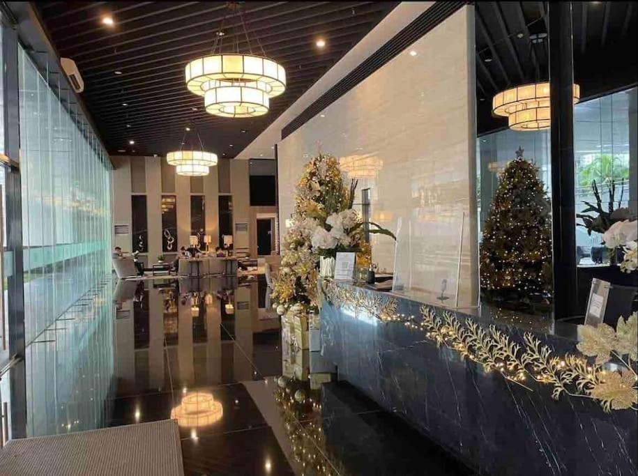 Apartment In Air Residences, Makati With Wifi, Netflix, Pool, Mall And More มะนิลา ภายนอก รูปภาพ