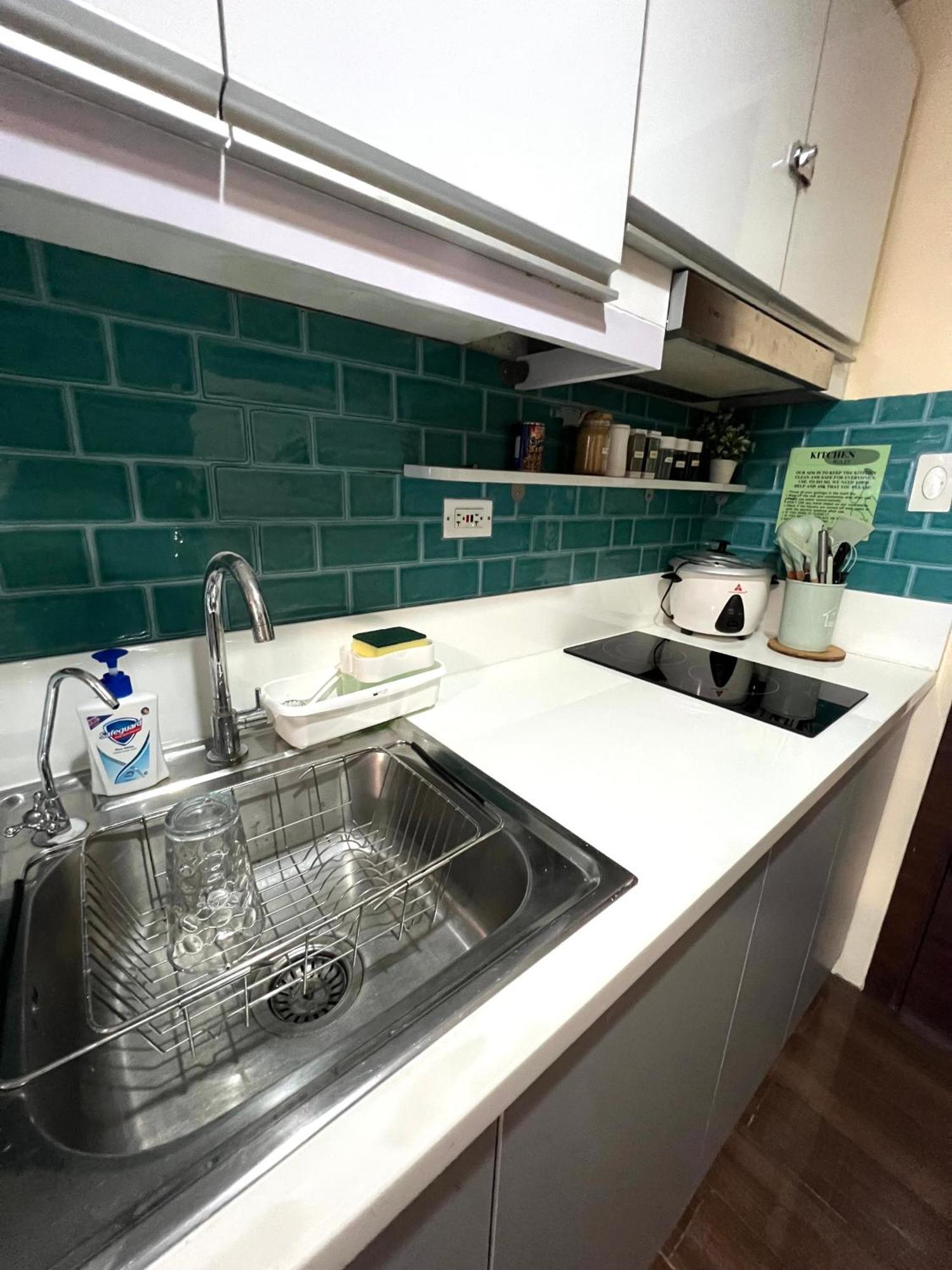 Apartment In Air Residences, Makati With Wifi, Netflix, Pool, Mall And More มะนิลา ภายนอก รูปภาพ